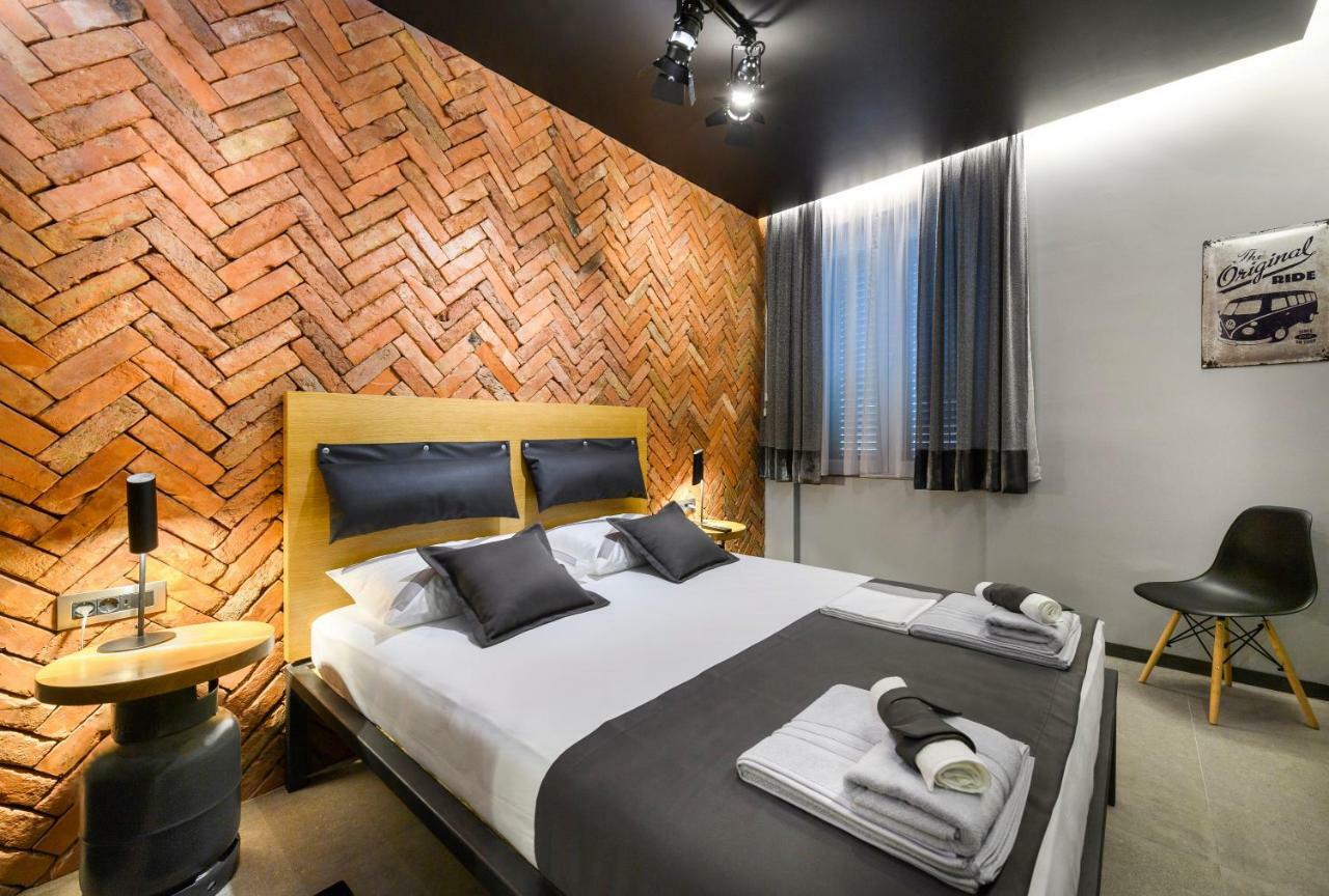 Split Industrial Design Rooms Exterior foto